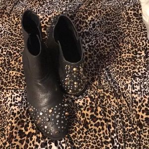 Boots/Obsession Rules label.